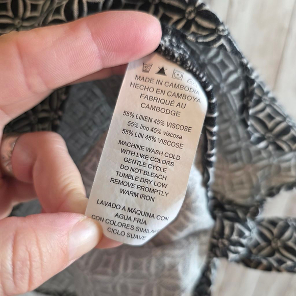 Women's Michael Kors Blouse Top XS Black White Geometric Print - Picture 5 of 8